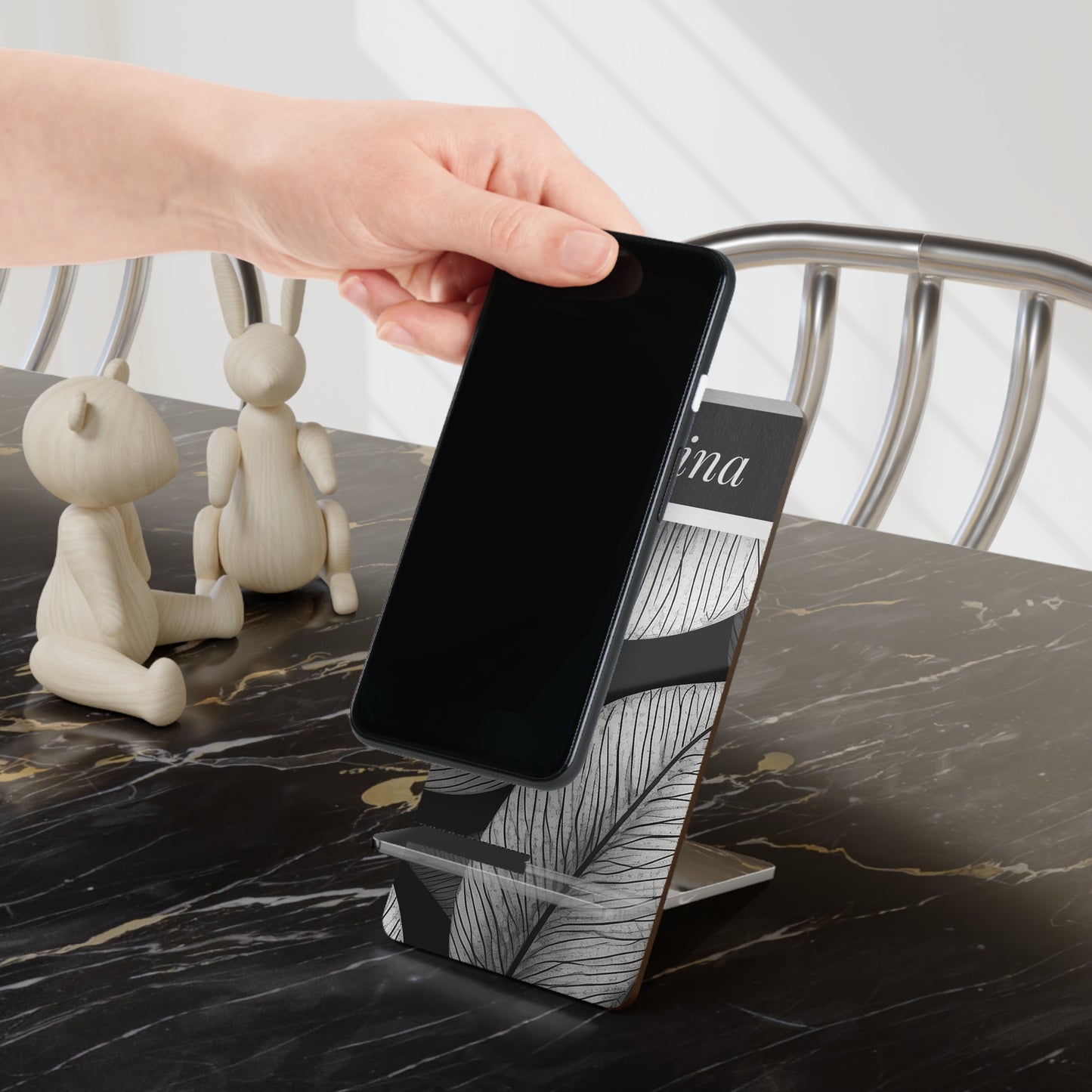 Sabrina Smartphone Mobile Display Stand